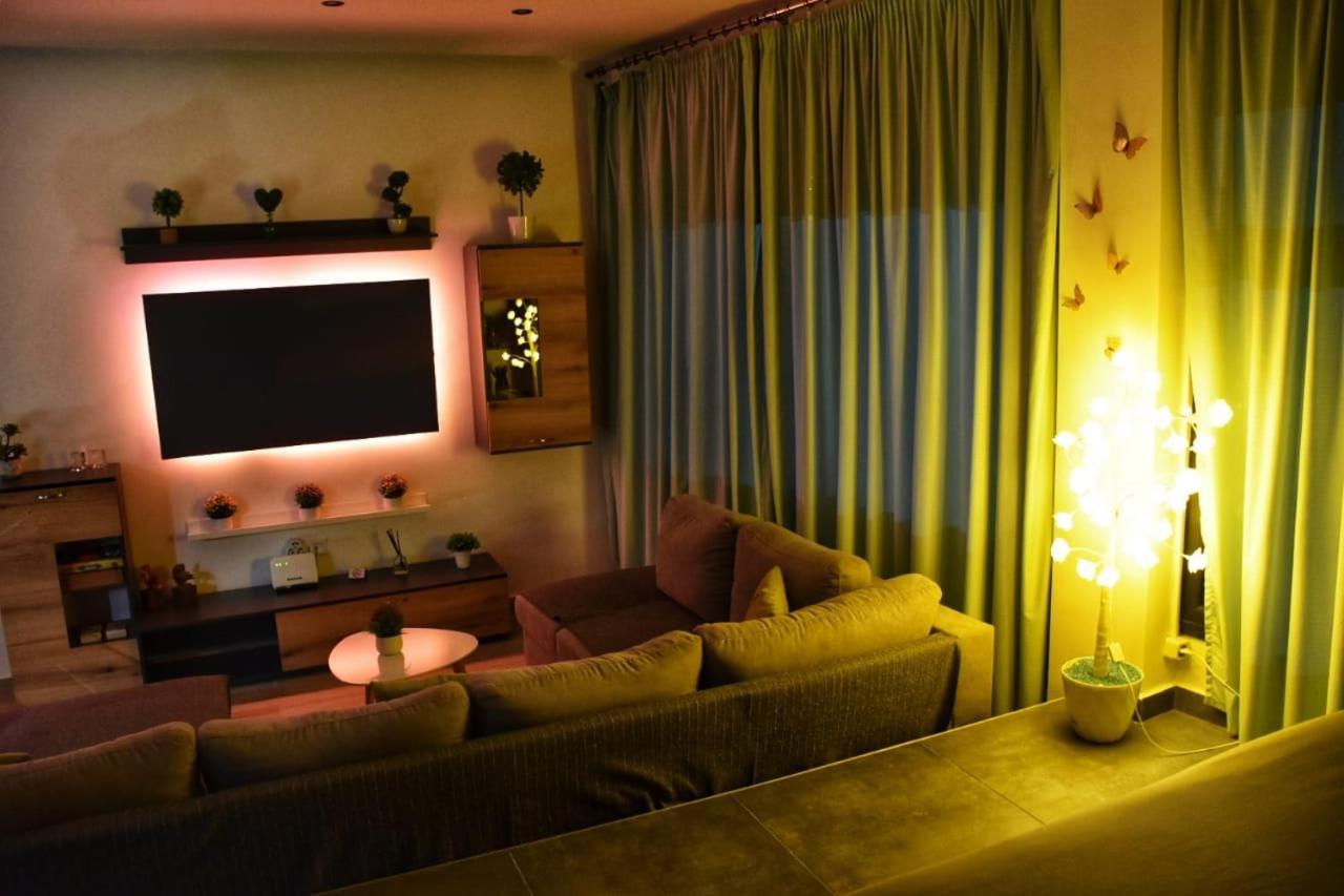 Alexander Apartment セレス エクステリア 写真
